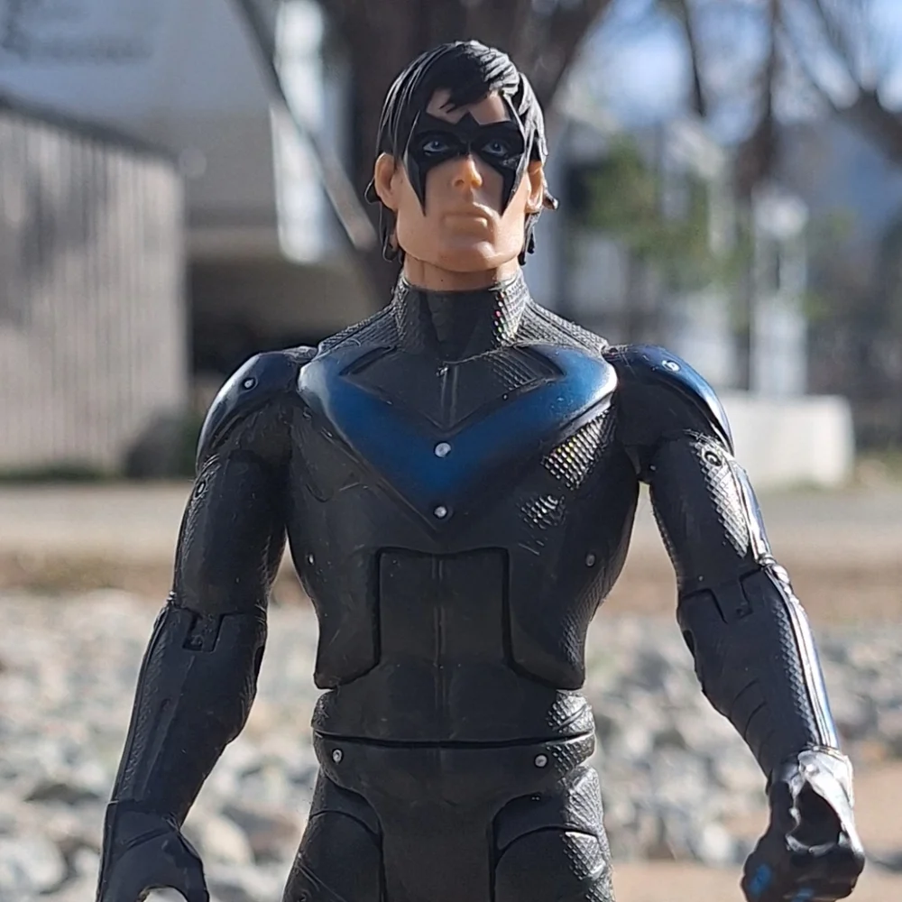 Mattel Batman Missions Nightwing action figure - Picture 5 of 9